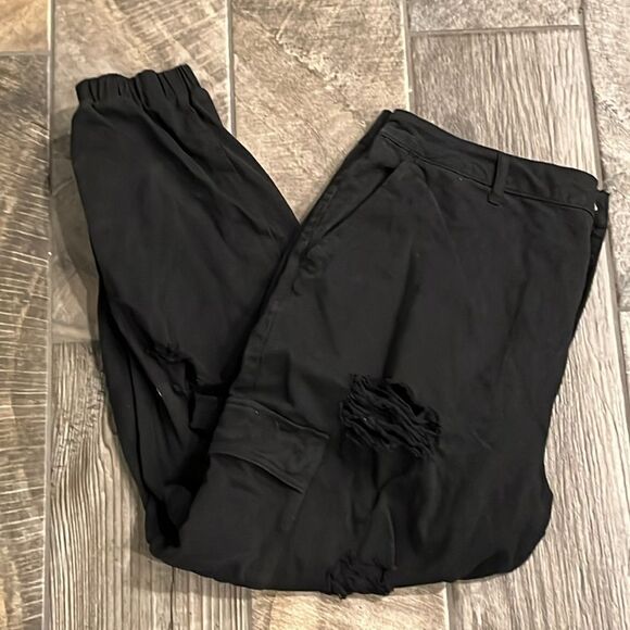 Forever 21+ cargo pants - Picture 1 of 3